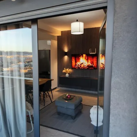 Apartament Fior With Balcony View *