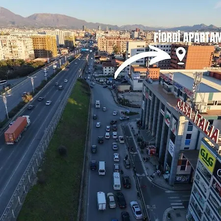 Fior With Balcony View